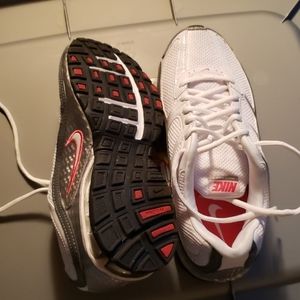 Womens Nike Reax Running Shoes